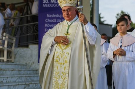 Нунцій Пезутто: єпископам потрібно залучатися до організації паломництв до Меджуґор’я